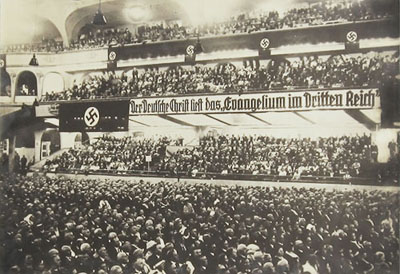 Die Kundgebung der Deutschen Christen am 13. November 1933 im Berliner Sportpalast.